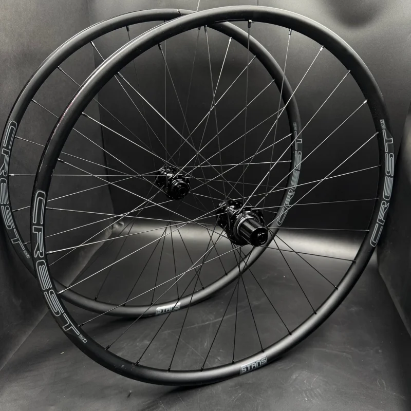 1550 gram Notubes Crest Mk4 Gravel wheels with I9 1/1 hubs